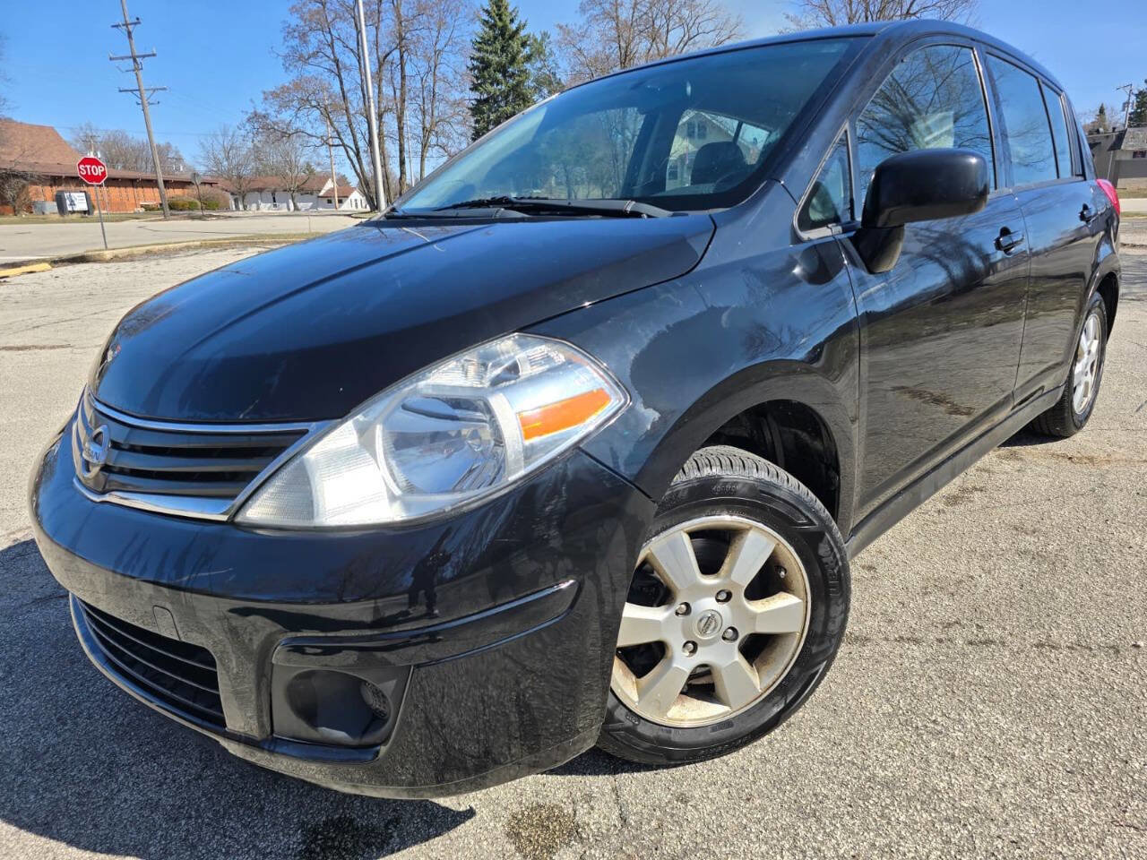 Used 2012 Nissan Versa 1.8 S w/ Special Edition Pkg image 1