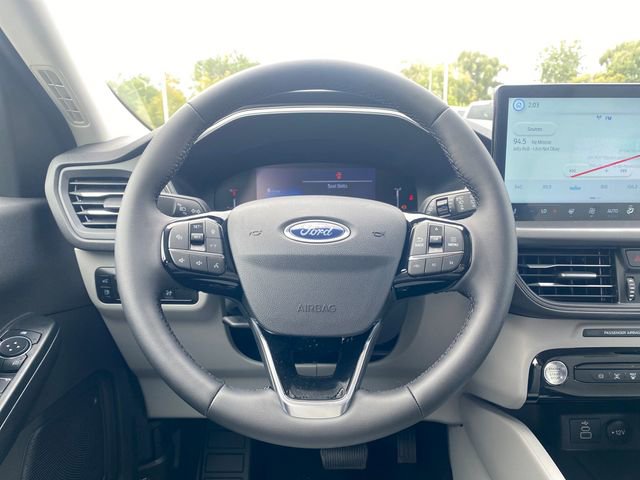 New 2025 Ford Escape SE image 21