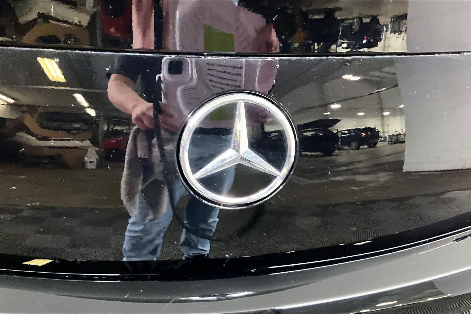 Used 2023 Mercedes-Benz E 450 4MATIC Cabriolet image 31