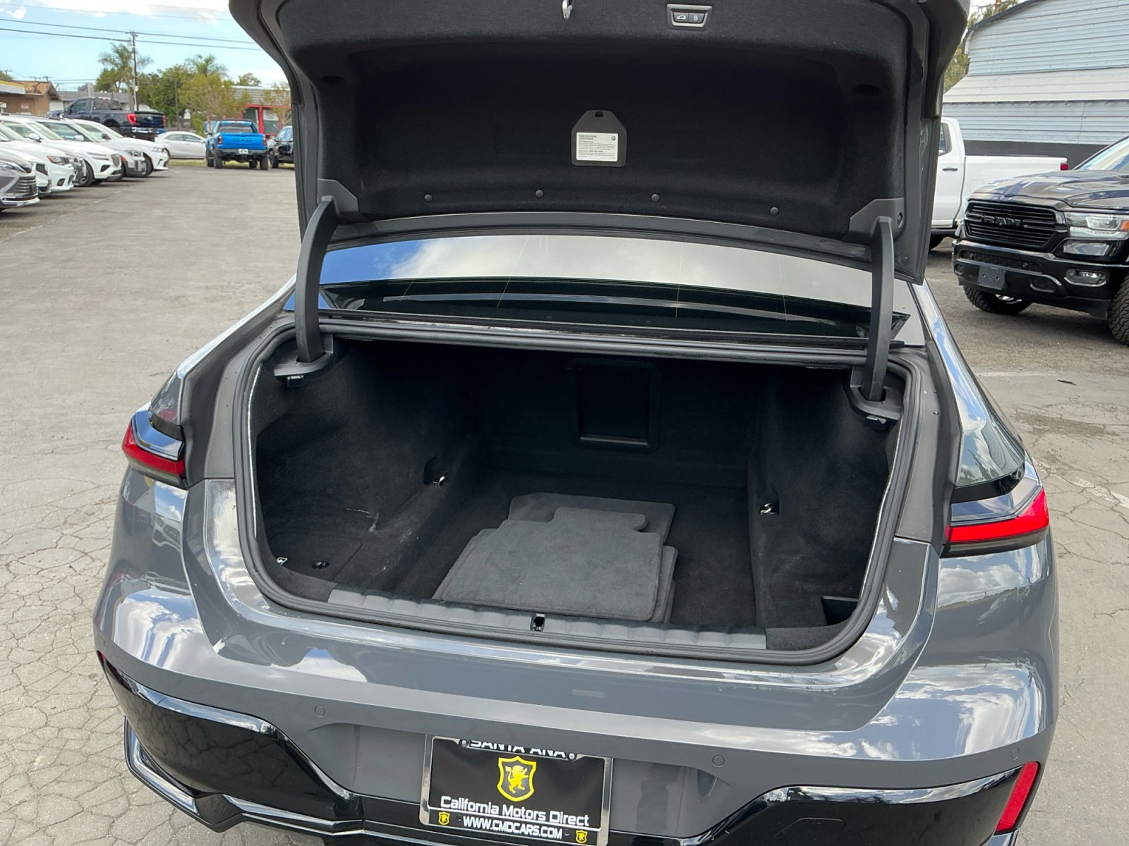 Used 2023 BMW 740i RWD image 26