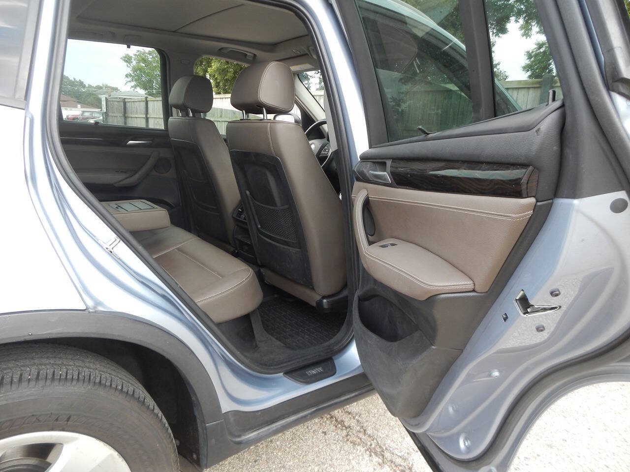 Used 2011 BMW X3 xDrive28i AWD/4WD image 33