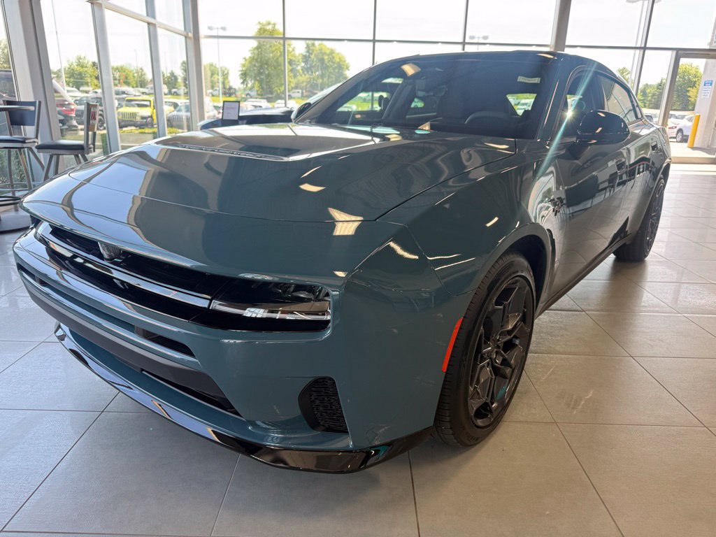 New 2026 Dodge Charger R/T w/ Blacktop Package AWD/4WD image 8