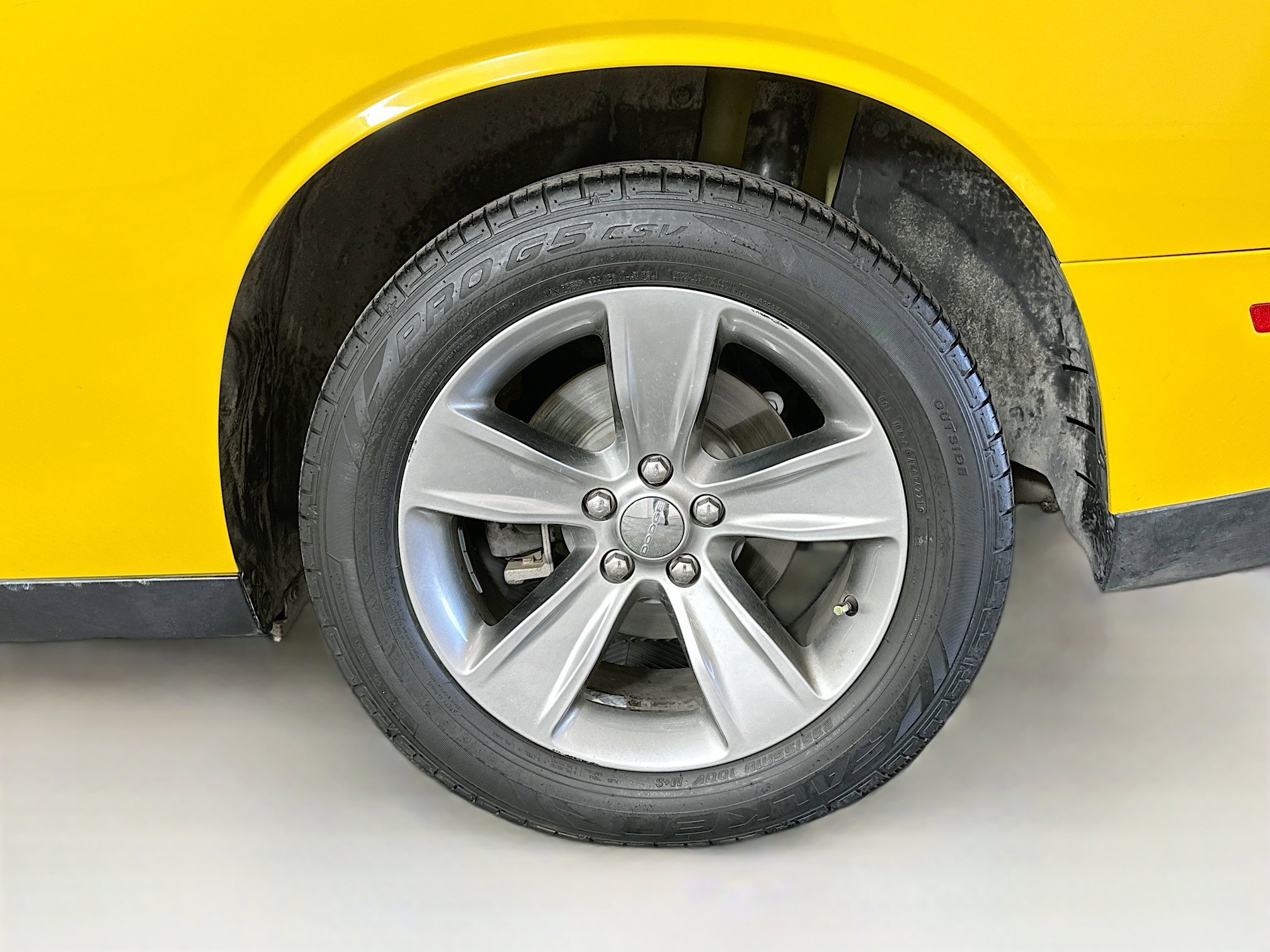 Used 2018 Dodge Challenger SXT image 11