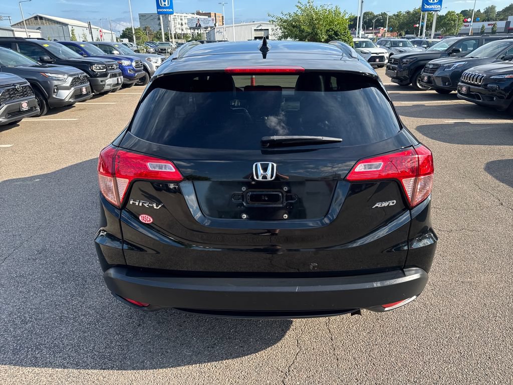 Used 2017 Honda HR-V EX-L image 6