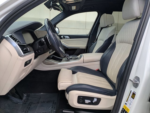 Used 2020 BMW X7 xDrive50i w/ Executive Package image 18