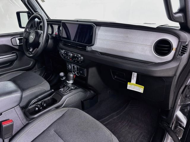 Used 2024 Jeep Gladiator Sport AWD/4WD image 32