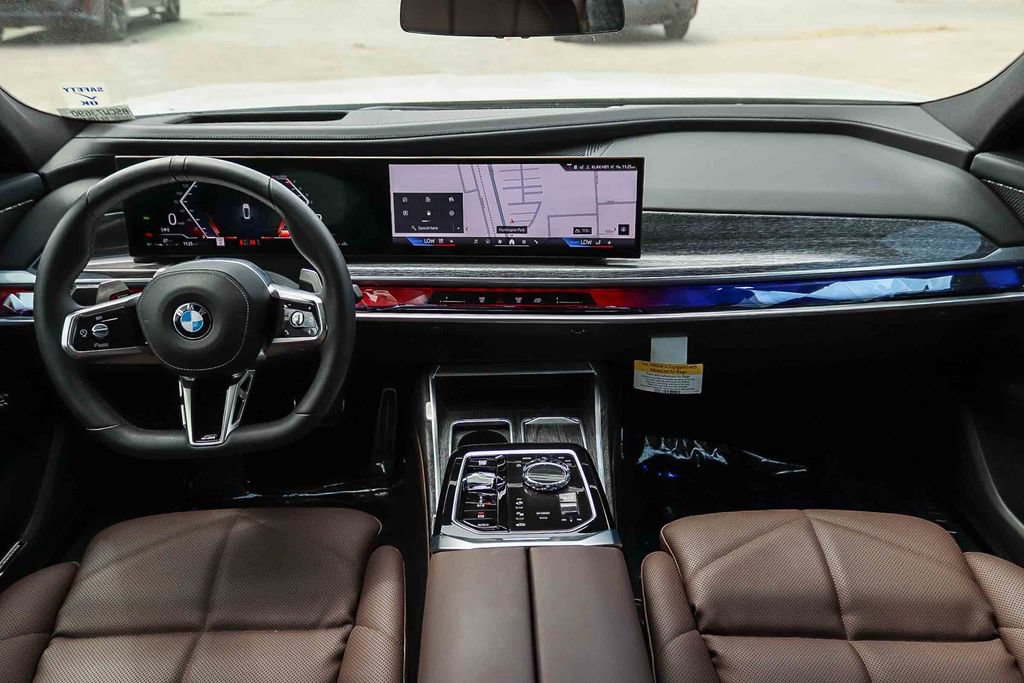 Used 2026 BMW 740i xDrive AWD/4WD image 14