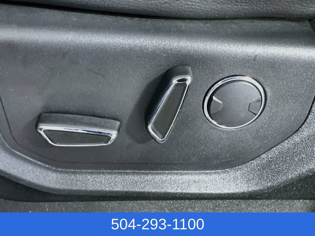 Used 2017 Ford F150 Lariat w/ Equipment Group 502A Luxury AWD/4WD image 20
