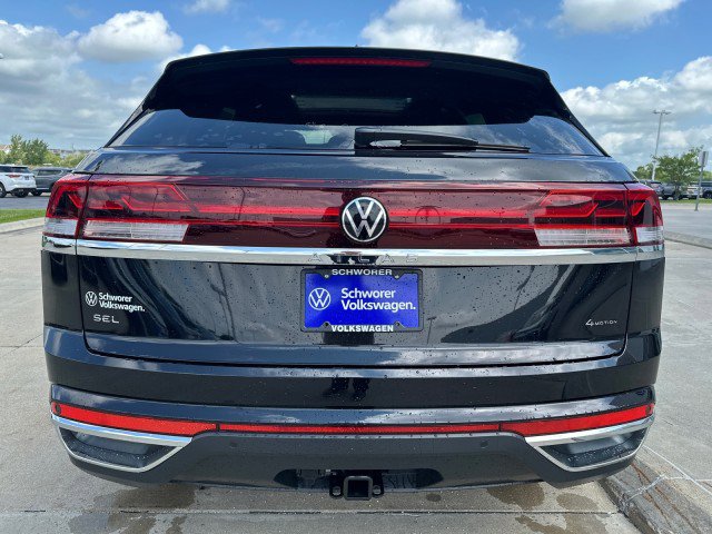 New 2025 Volkswagen Atlas Cross Sport SEL image 7