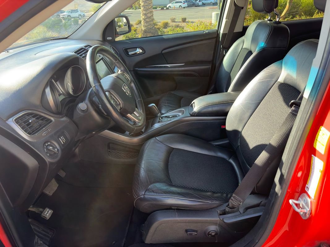 Used 2018 Dodge Journey Crossroad w/ Popular Equipment Group FWD image 8