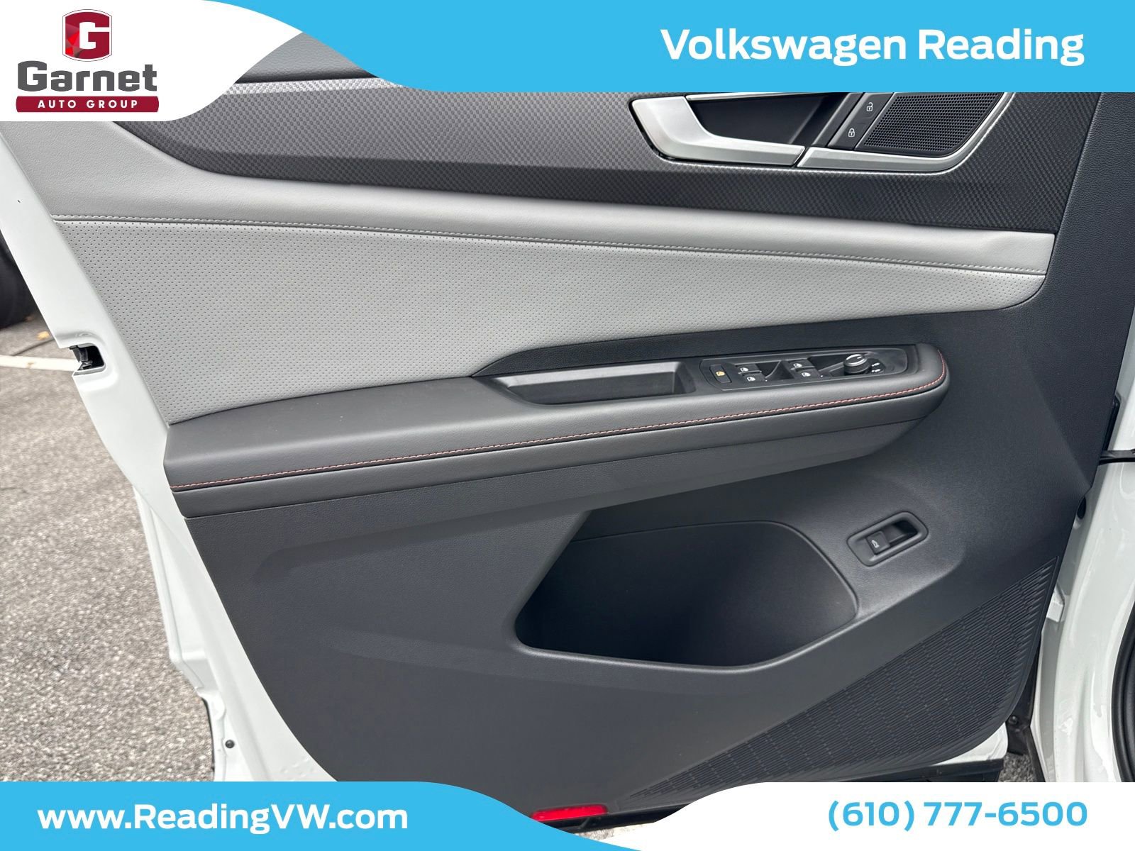 New 2025 Volkswagen Atlas Peak Edition SE image 10