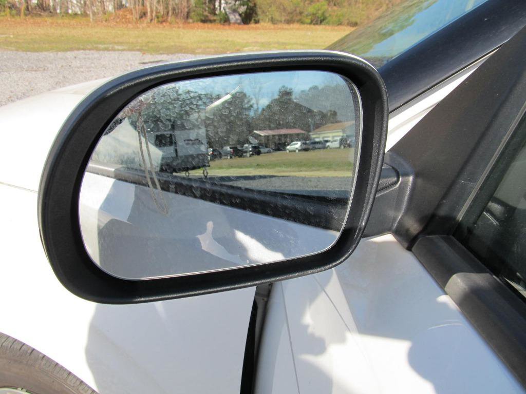 Used 2020 Kia Soul LX image 16