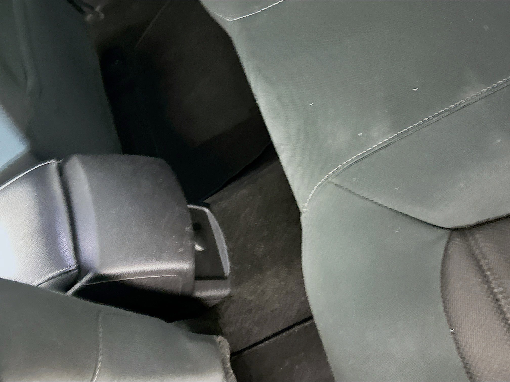 Used 2017 Ford Fusion SE image 26