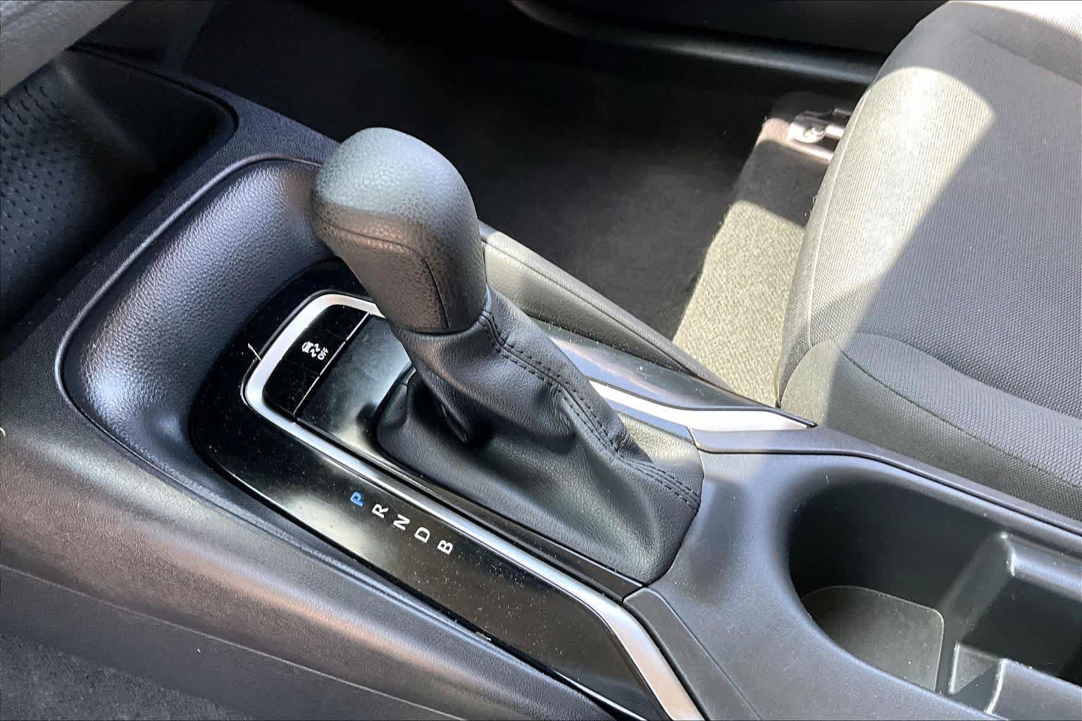 Used 2024 Toyota Corolla LE FWD image 16