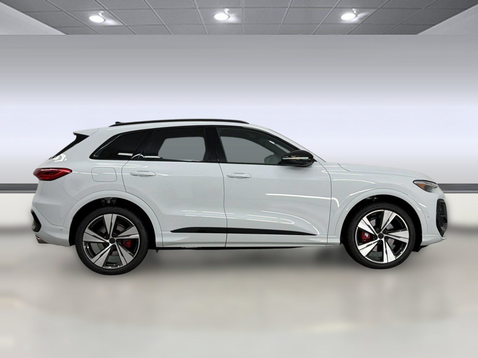 New 2026 Audi SQ5 Premium Plus AWD/4WD image 8