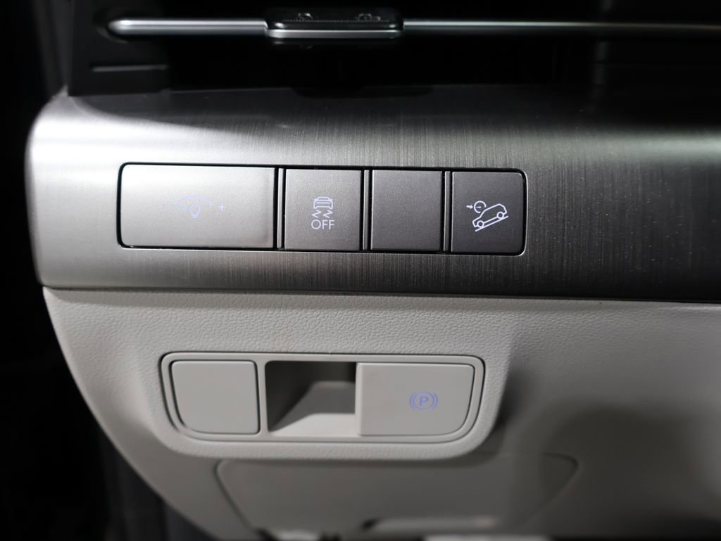 Used 2024 Hyundai Kona SEL image 30