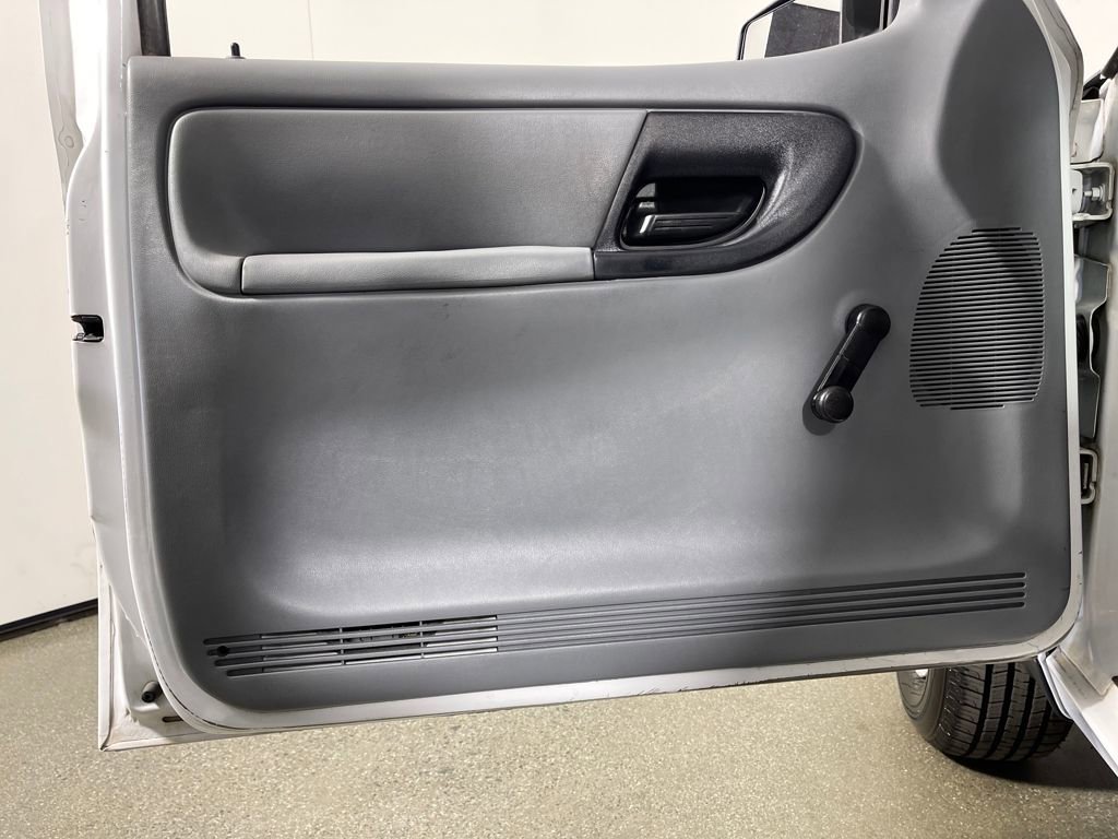 Used 2010 Ford Ranger XL image 19