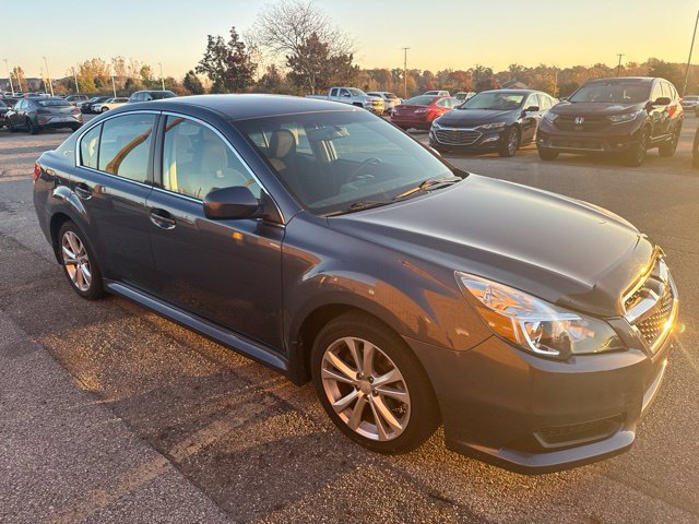 Used 2014 Subaru Legacy 2.5i Premium AWD/4WD image 2