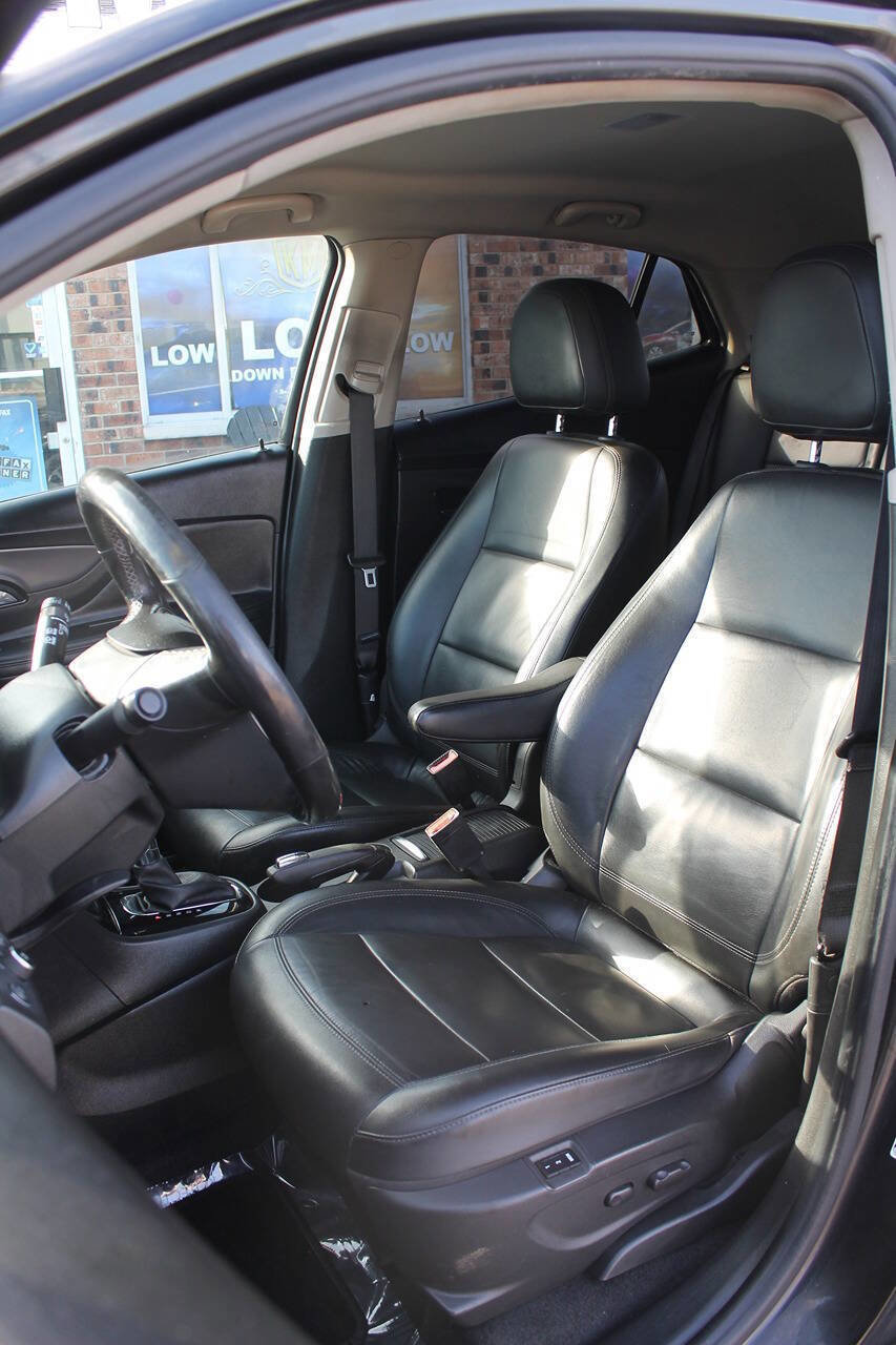 Used 2020 Buick Encore Essence image 13