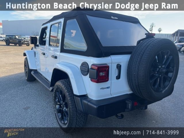 Used 2021 Jeep Wrangler Unlimited Sahara w/ Cold Weather Group image 7