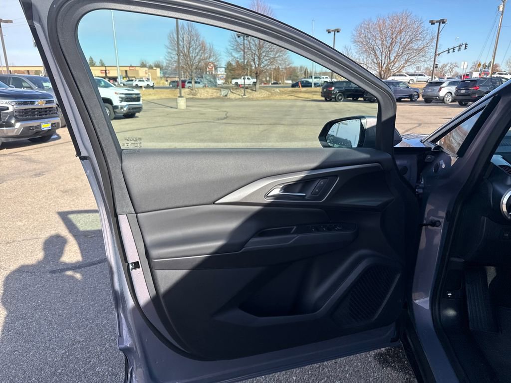 New 2026 Chevrolet Equinox EV LT w/ Comfort Package AWD/4WD image 10