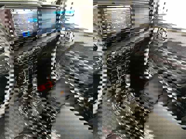 Used 2025 Jeep Gladiator Rubicon w/ Convenience Group image 36