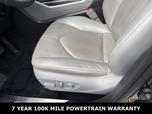 Used 2021 Toyota Highlander Platinum image 15