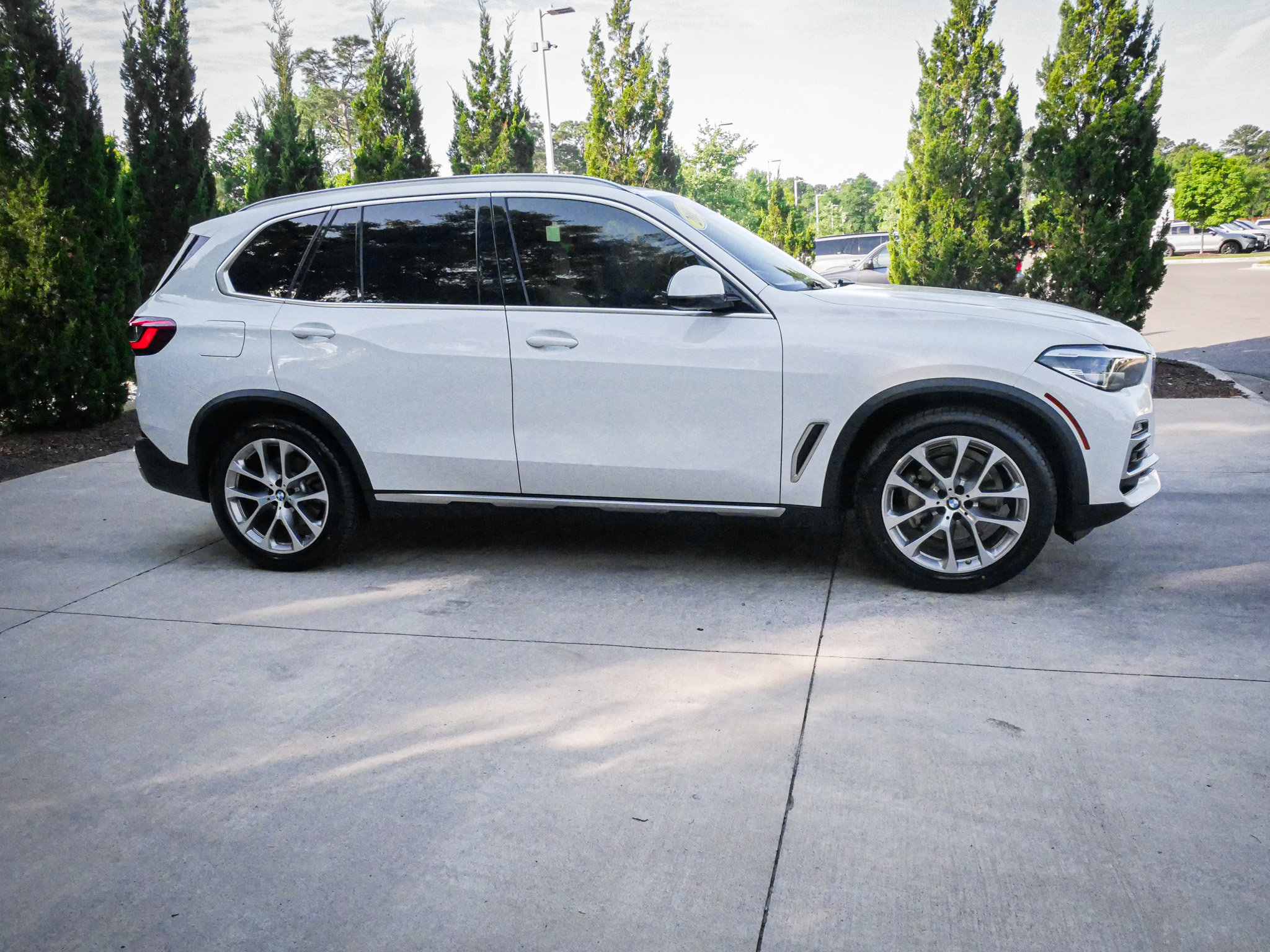 Used 2019 BMW X5 xDrive40i w/ Premium Package 2 AWD/4WD image 11