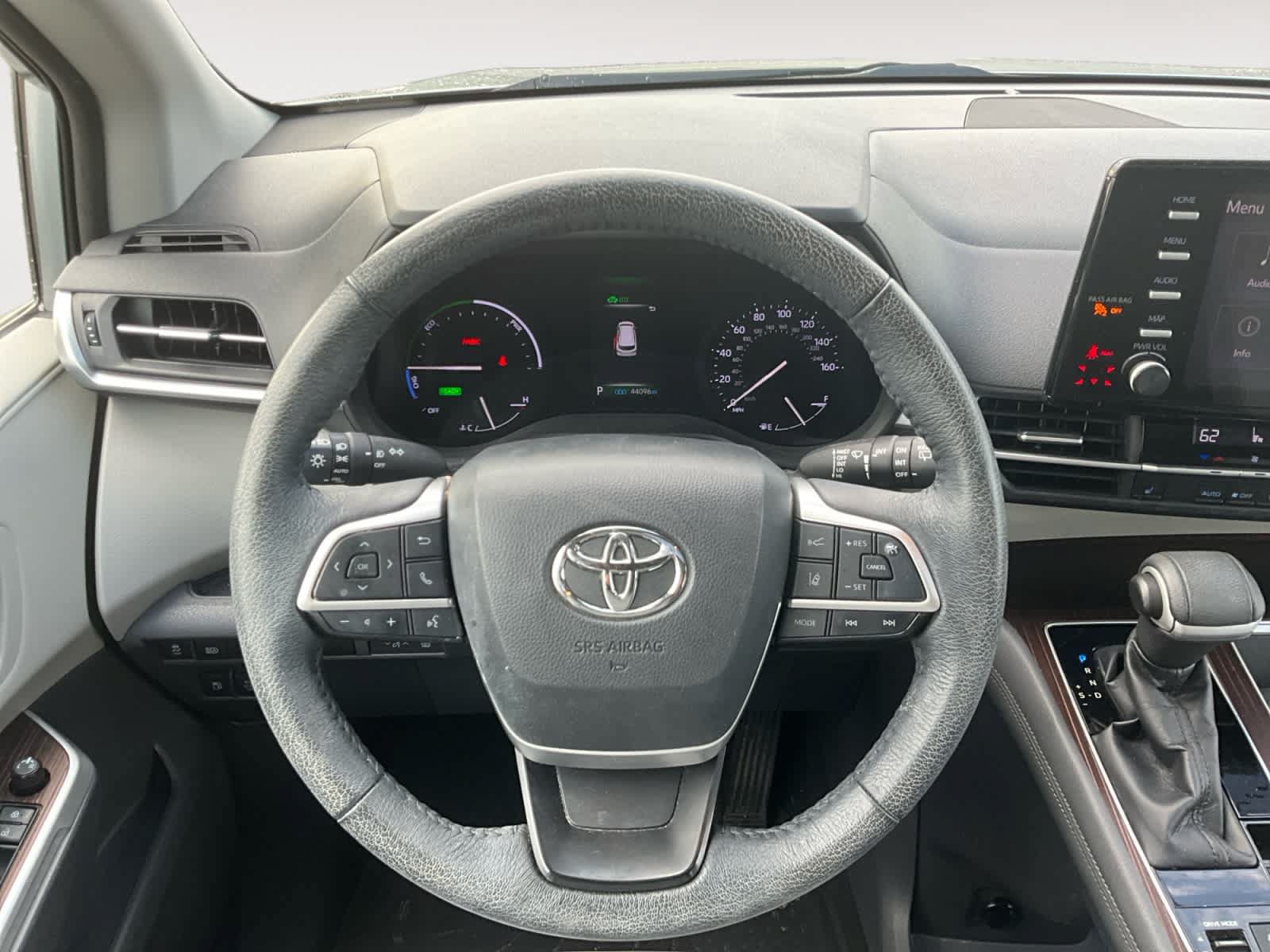 Used 2021 Toyota Sienna XLE AWD/4WD image 12