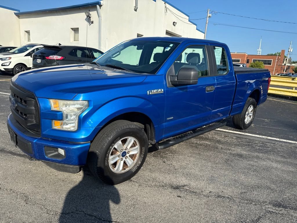Used 2015 Ford F150 XL w/ Equipment Group 101A Mid AWD/4WD image 7