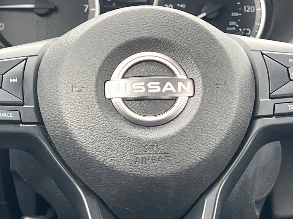 Used 2024 Nissan Kicks S FWD image 5