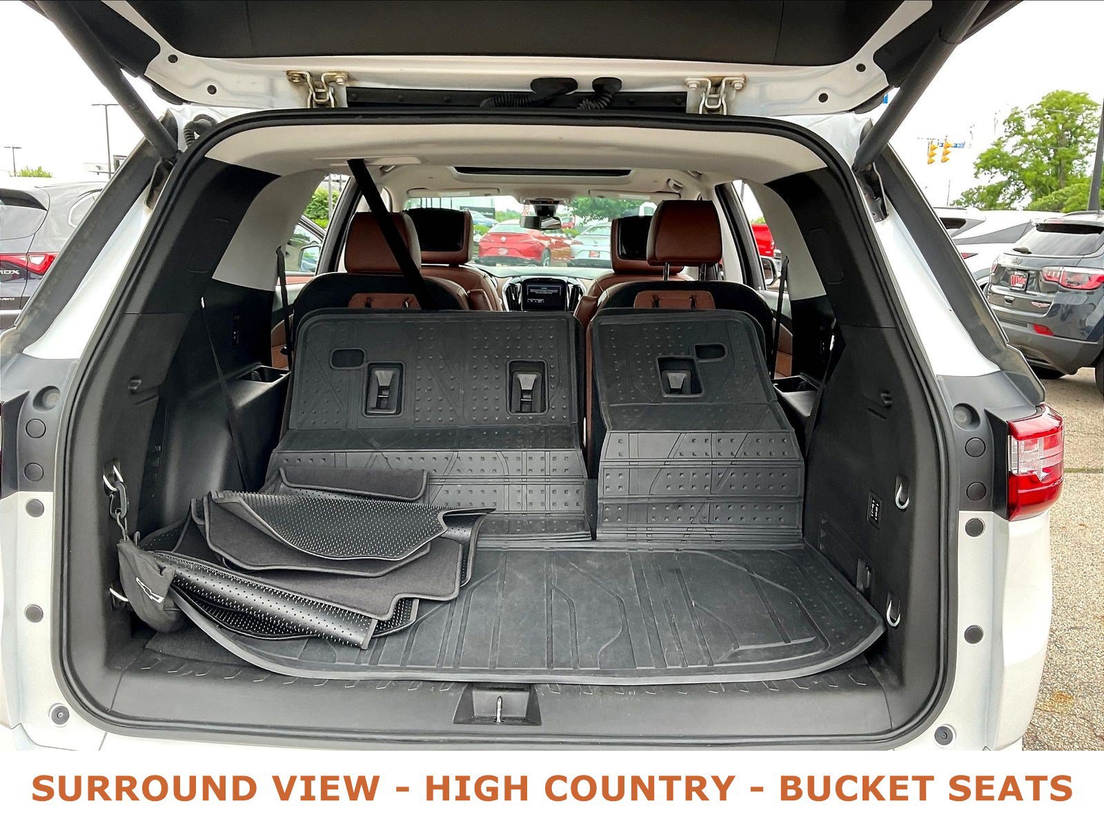 Used 2019 Chevrolet Traverse High Country w/ LPO, Floor Liner Package AWD/4WD image 40