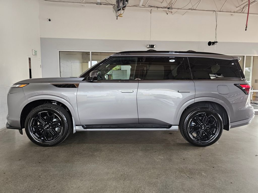 New 2026 INFINITI QX80 4WD image 8