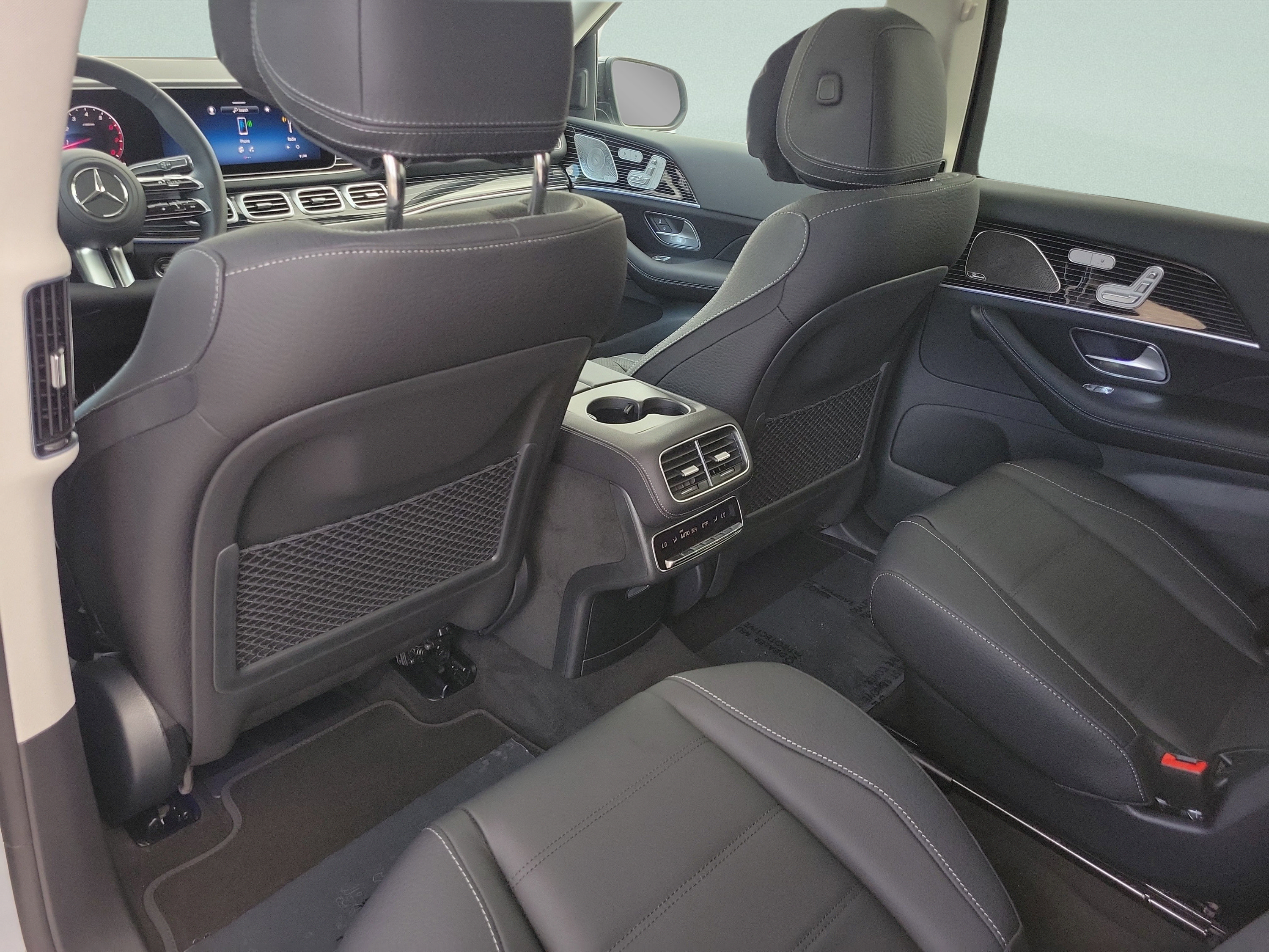 New 2026 Mercedes-Benz GLS 450 4MATIC image 10