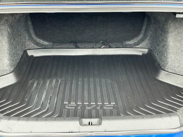 Used 2017 Honda Civic EX-L image 6