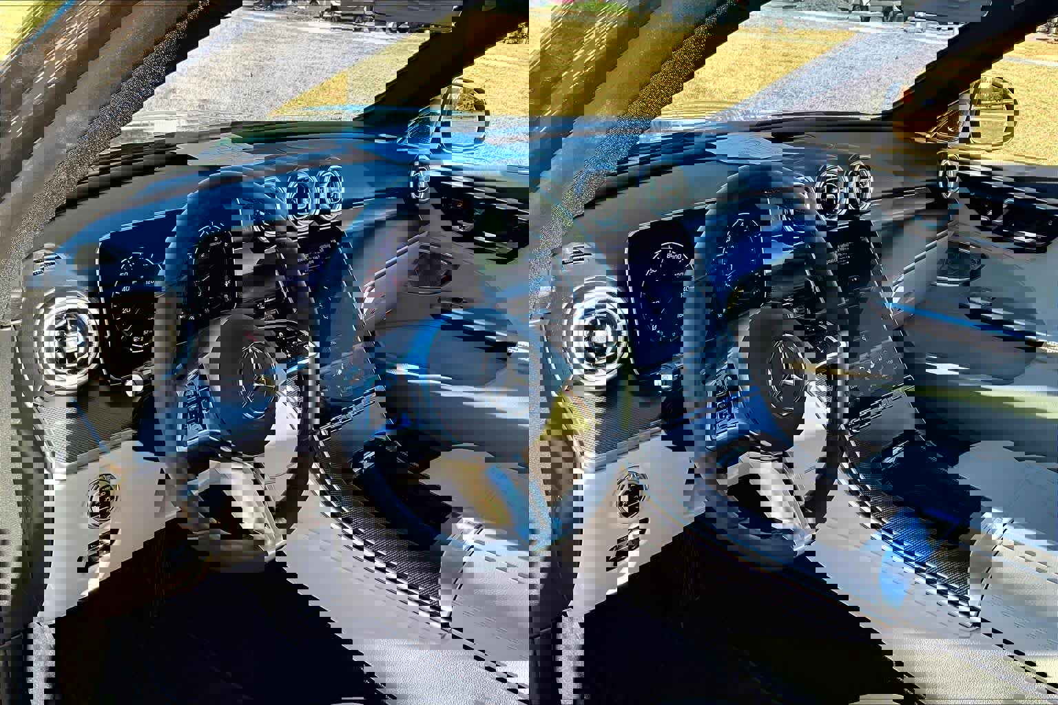 New 2025 Mercedes-Benz C 300 Sedan image 33