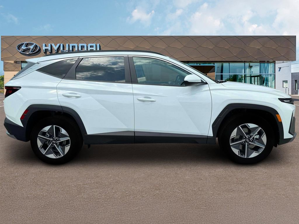New 2025 Hyundai Tucson SEL image 9