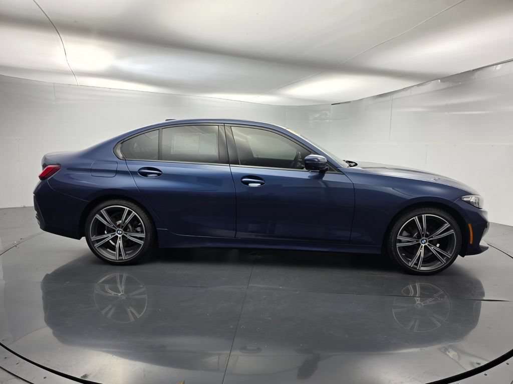 Certified 2023 BMW 330i Sedan w/ Premium Package RWD image 3