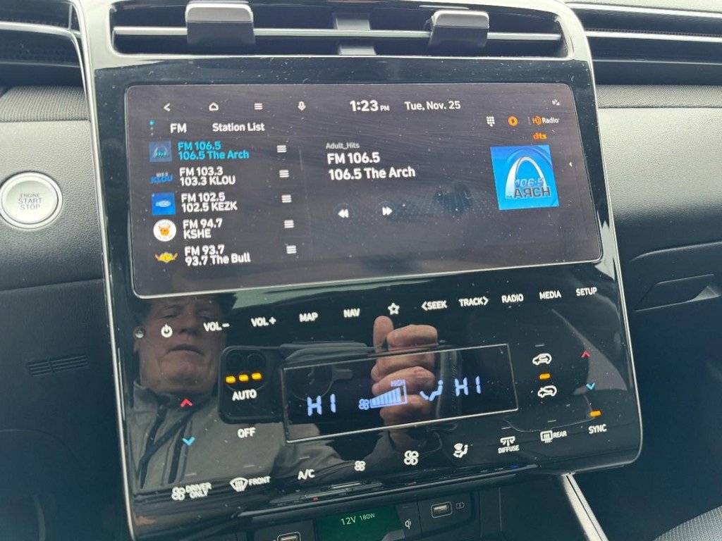 Certified 2024 Hyundai Tucson Limited image 21