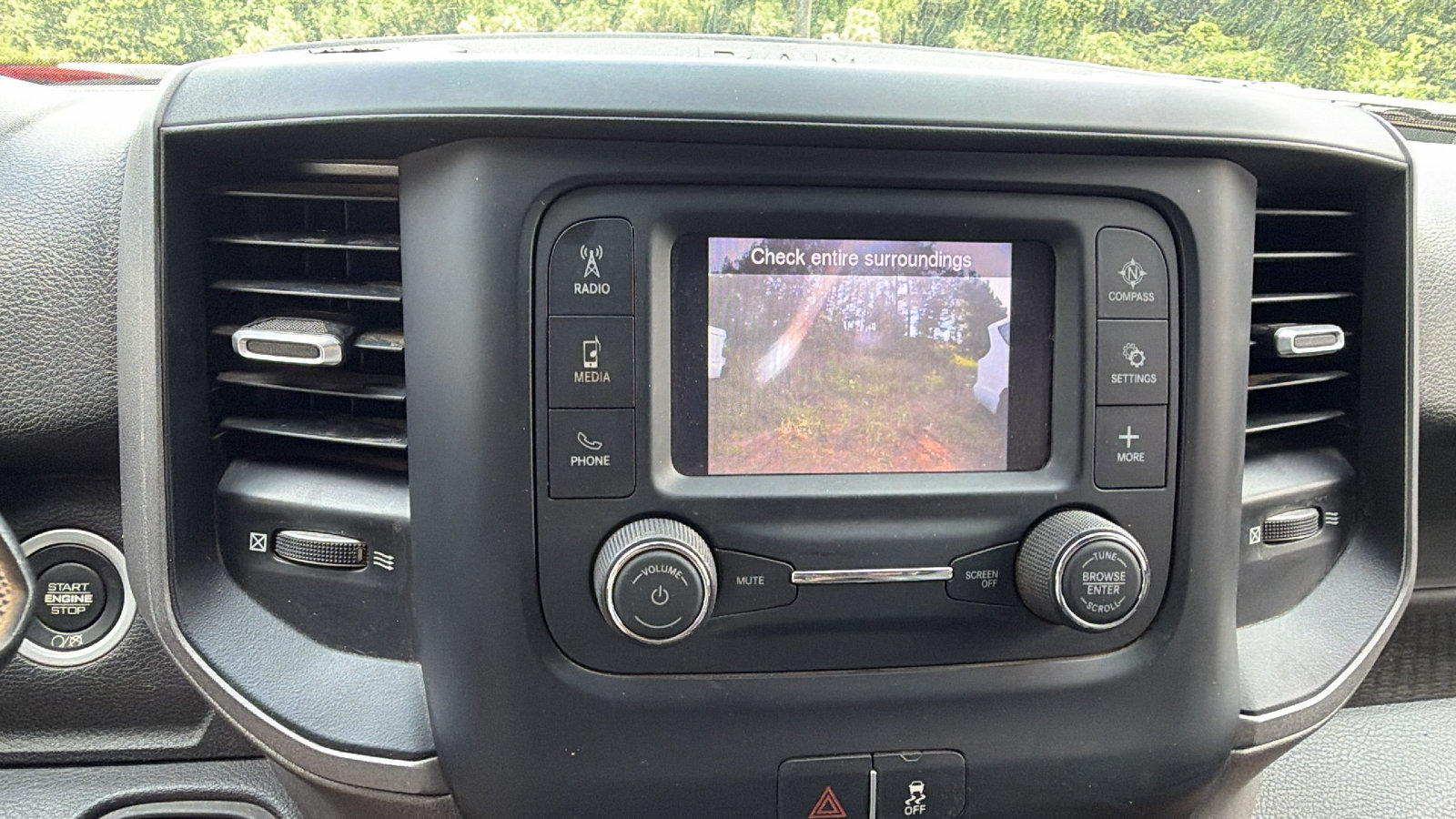 Used 2022 RAM 3500 Tradesman w/ Chrome Appearance Group AWD/4WD image 32