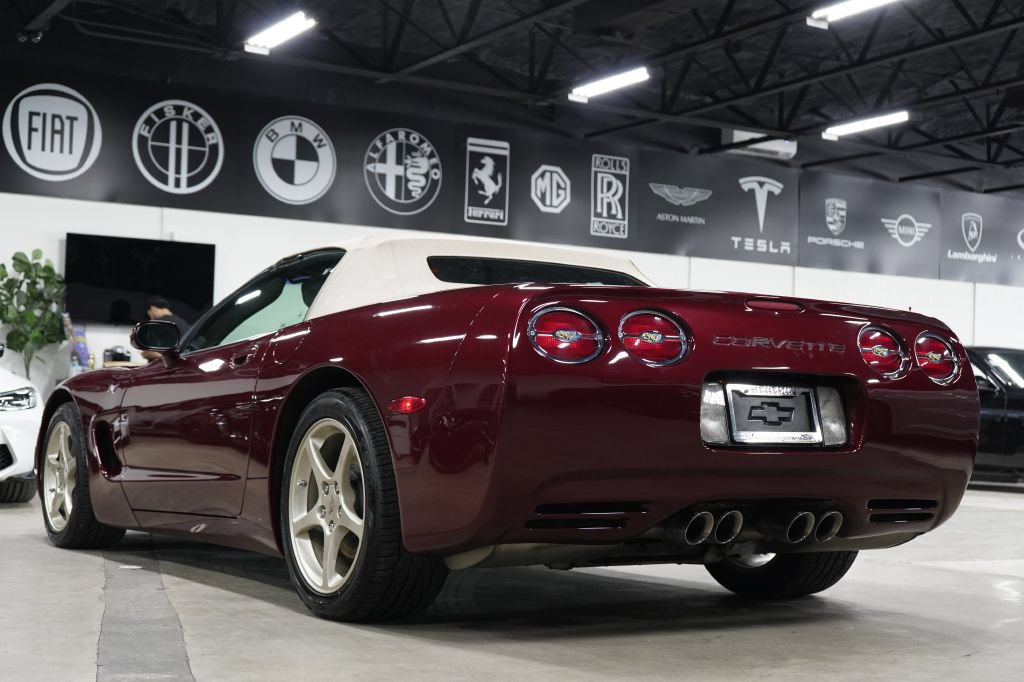 Used 2003 Chevrolet Corvette Convertible w/ Preferred Equipment Group1 RWD image 5