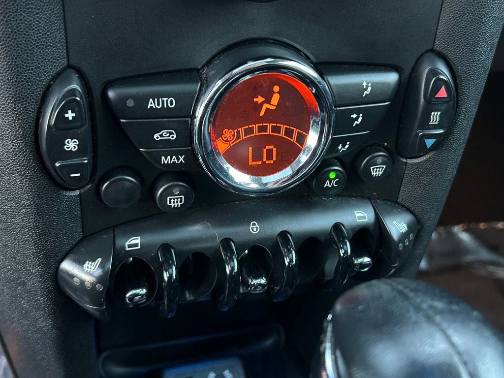 Used 2013 MINI Cooper Clubman image 25