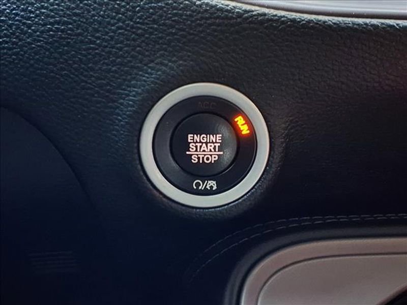 Used 2023 Dodge Challenger SXT w/ Blacktop Package image 19