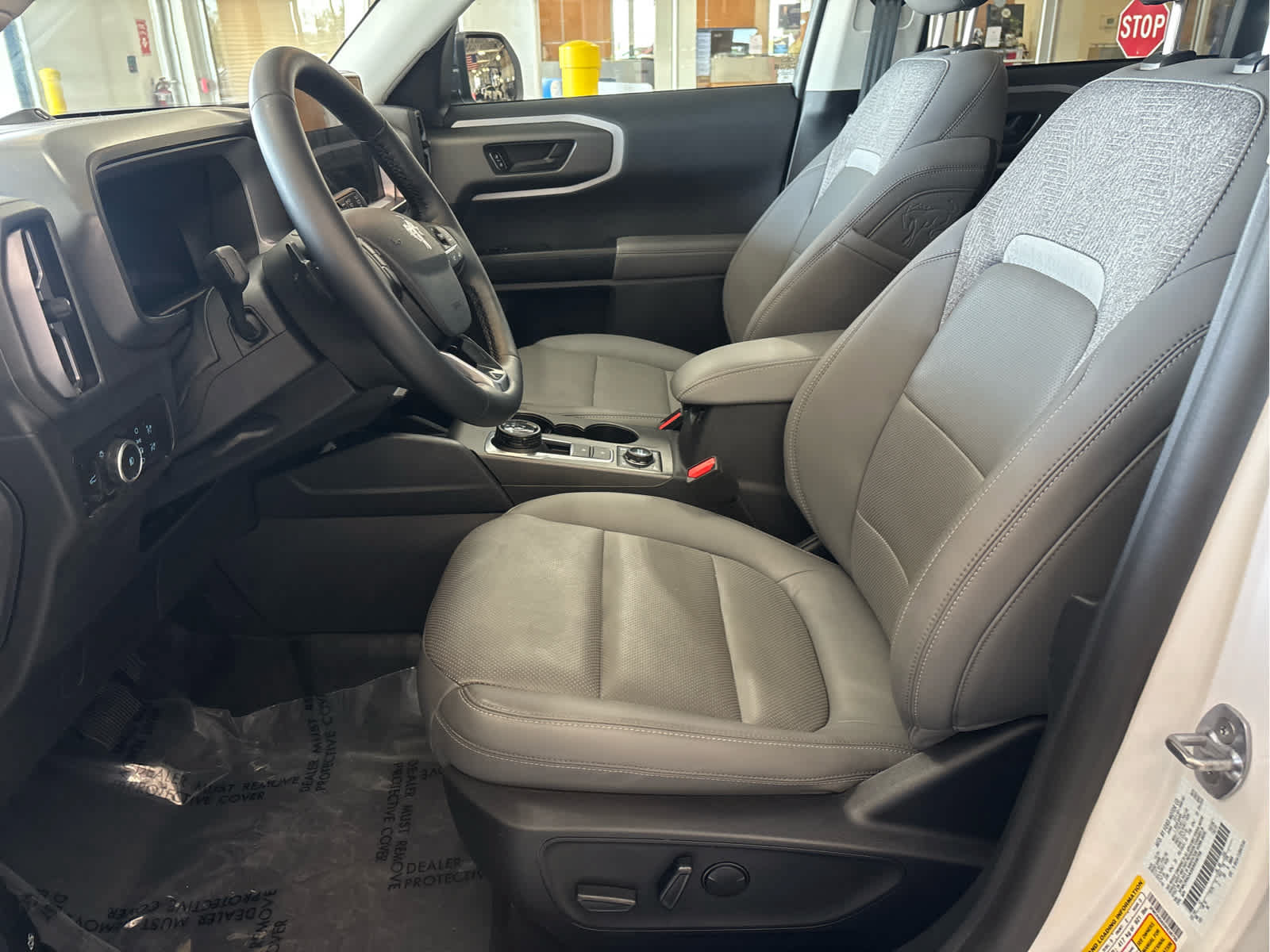 Used 2025 Ford Bronco Sport Badlands w/ Badlands Tech Package AWD/4WD image 27