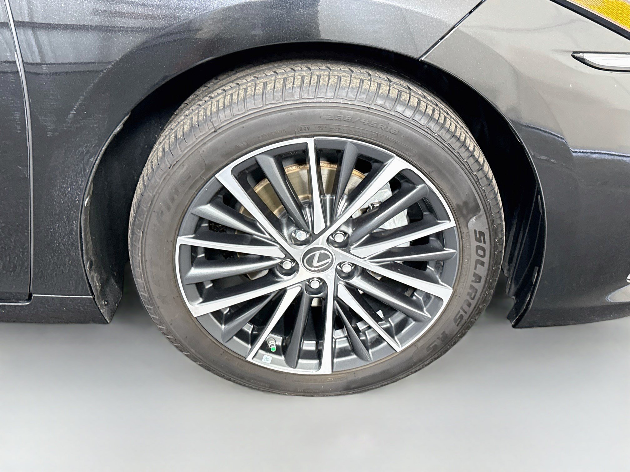 Used 2022 Lexus ES 350 w/ Premium Package FWD image 32