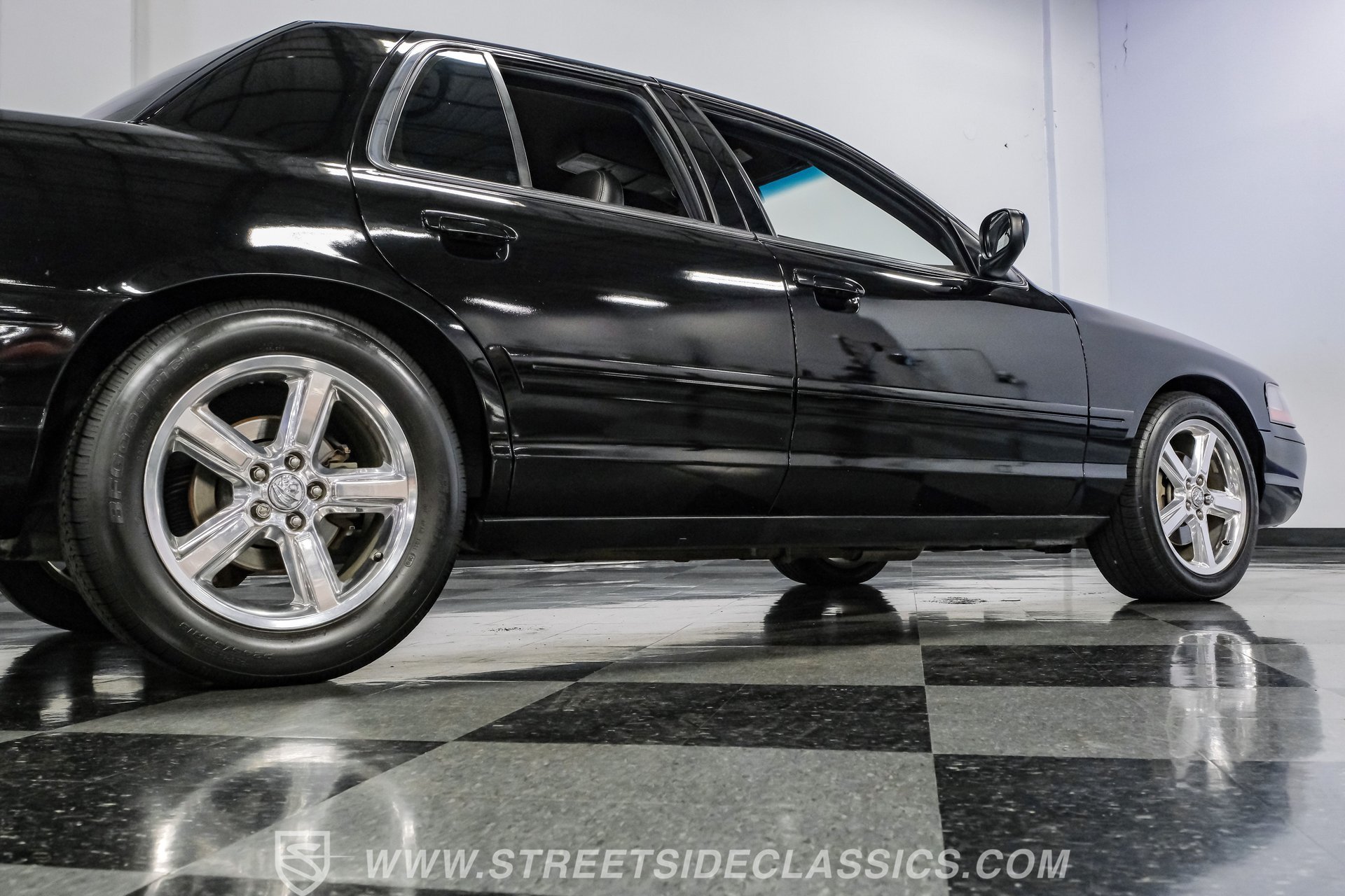 Used 2003 Mercury Marauder RWD image 28