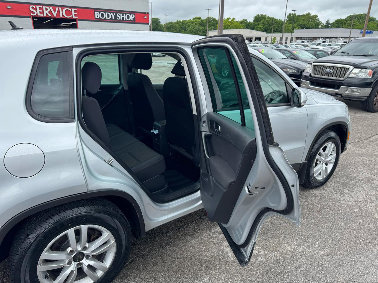 Used 2013 Volkswagen Tiguan S AWD/4WD image 11