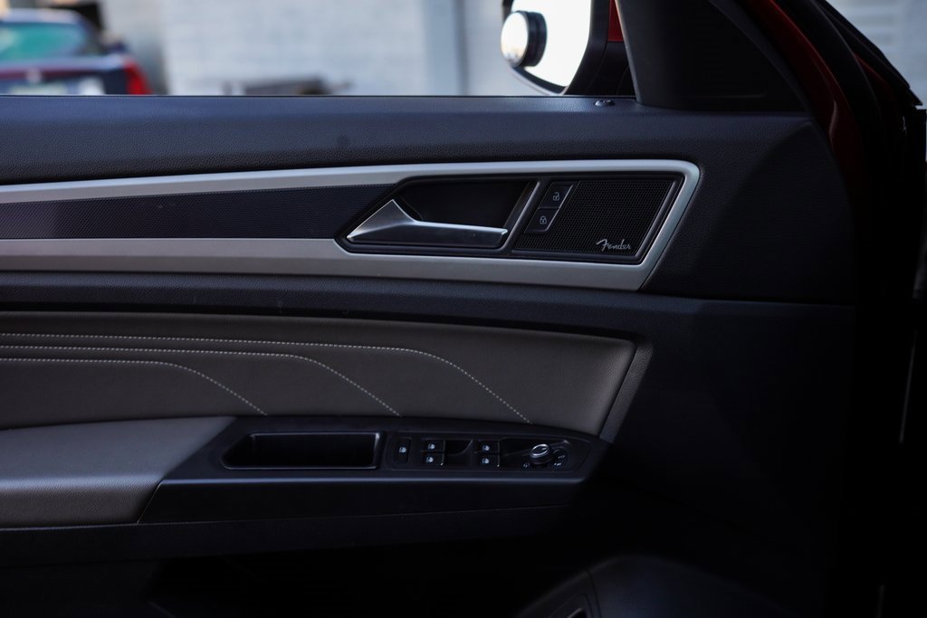 Used 2022 Volkswagen Atlas SEL Premium image 32