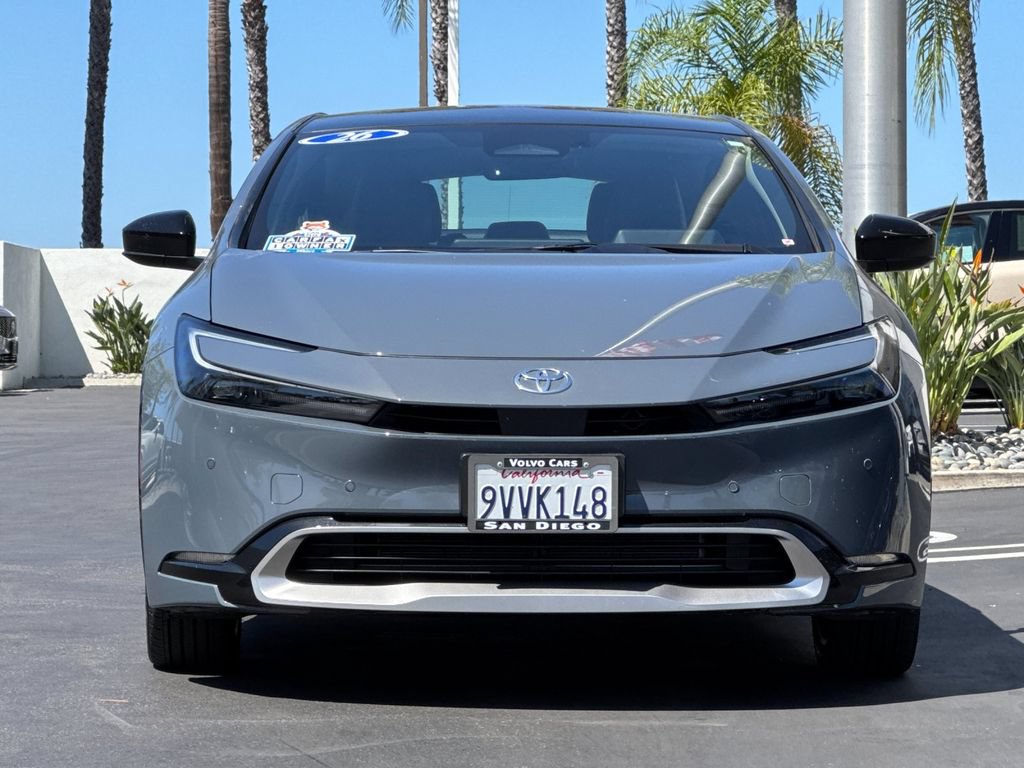 Used 2026 Toyota Prius Plug-In Hybrid FWD image 8