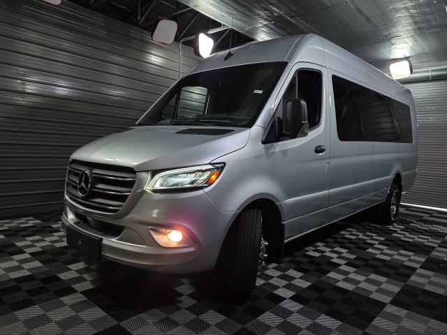 Used 2022 Mercedes-Benz Sprinter 3500 image 34